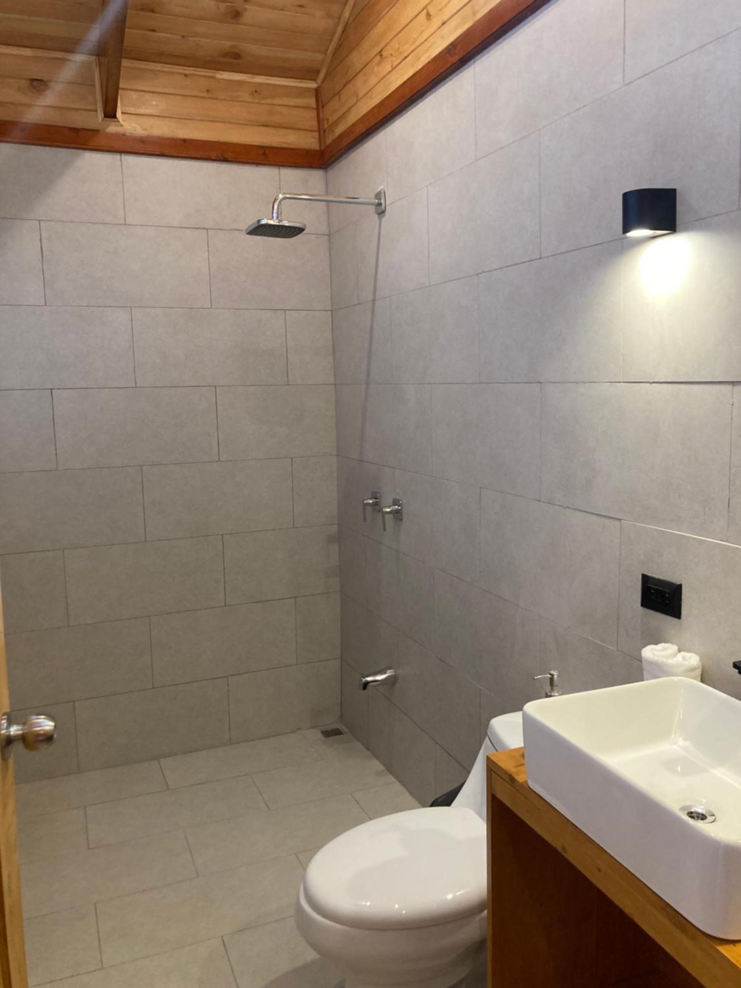 Los Lagos Lodge San Gerardo de Dota Luaran gambar
